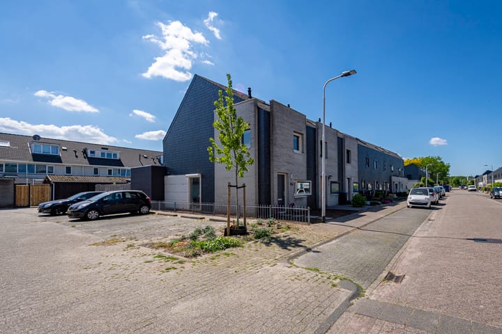 Foto 36 van Metslawierstraat 18