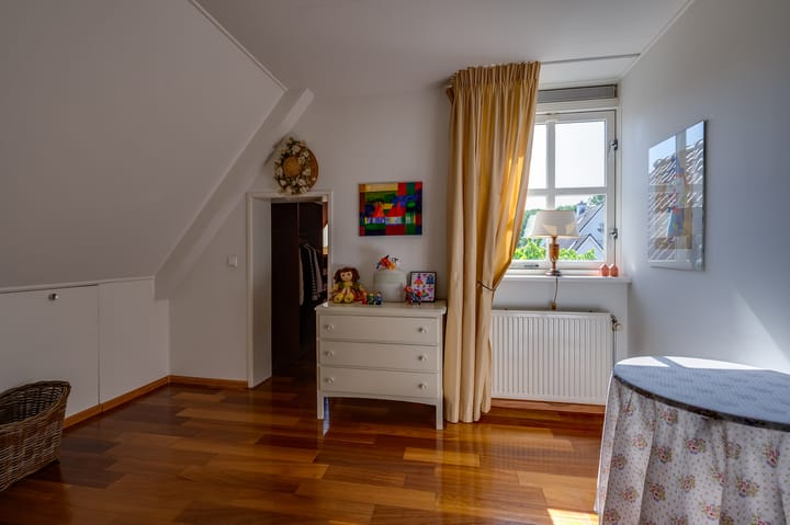 Photo 40 of Vlasoever 32