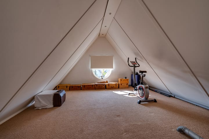 Photo 50 of Vlasoever 32