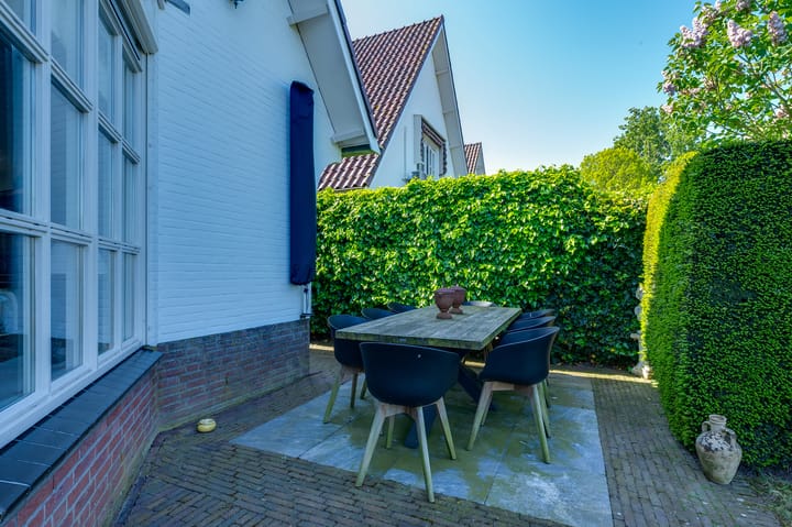 Photo 55 of Vlasoever 32