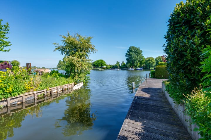 Photo 59 of Vlasoever 32