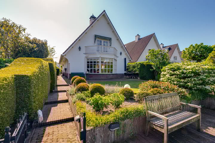 Photo 60 of Vlasoever 32