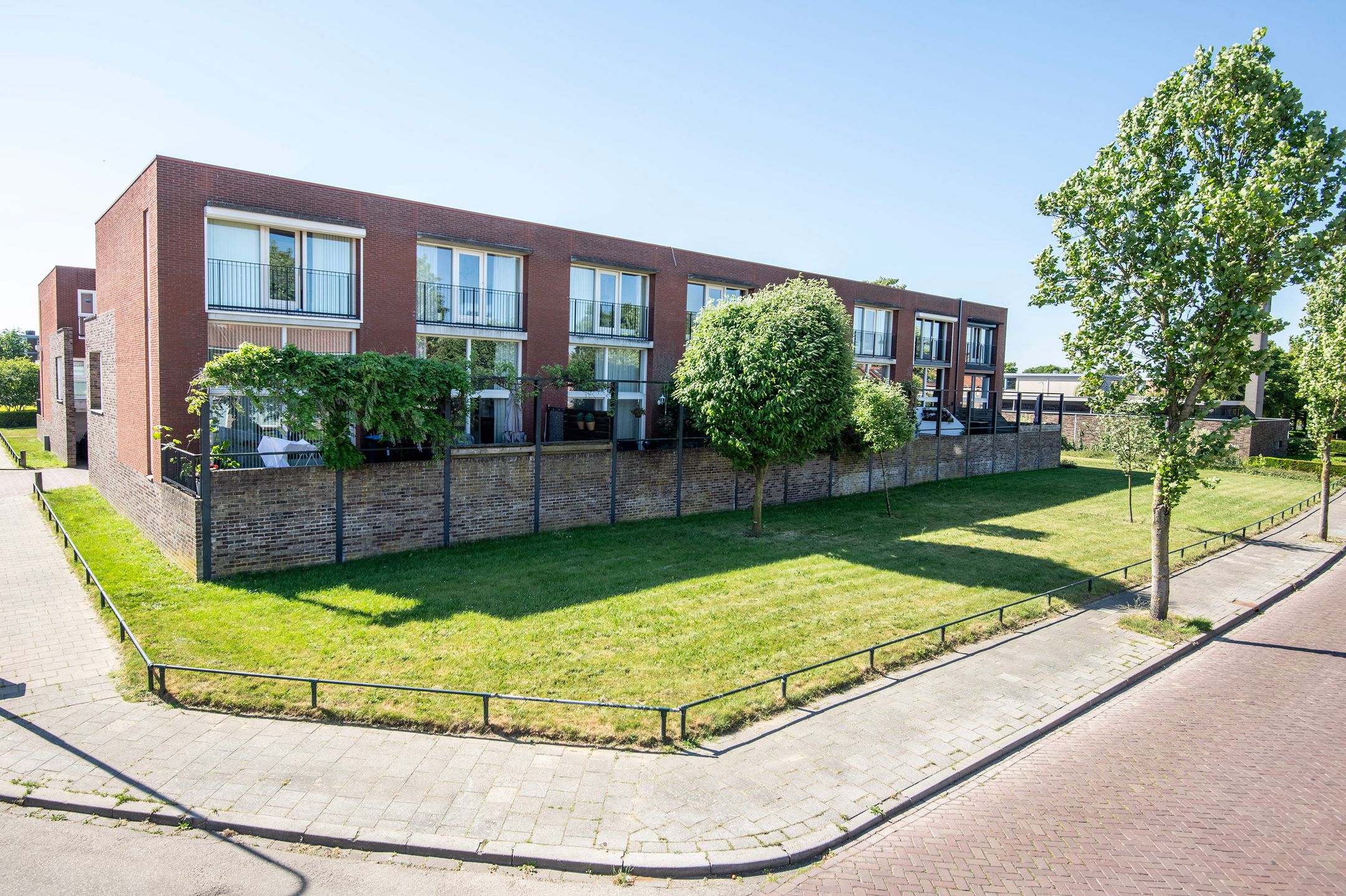 Foto 24 van van der Duyn van Maasdamstraat 97