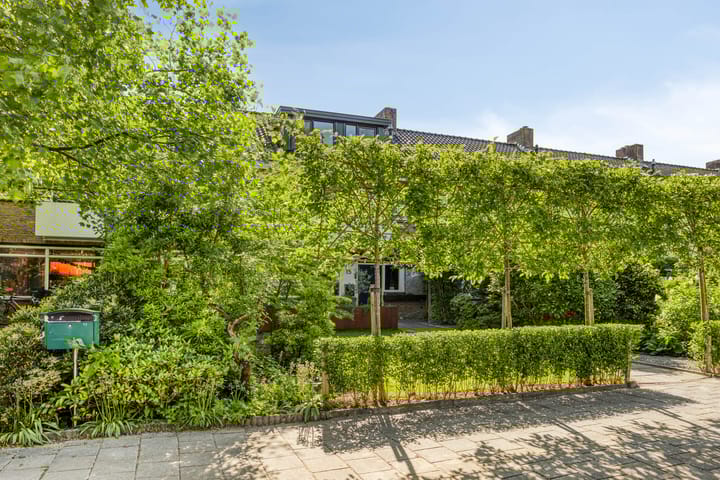 Foto 45 van Vanvitelliweg 15