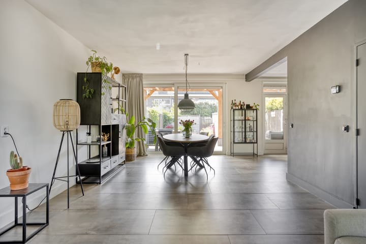 Foto 11 van Vanvitelliweg 15