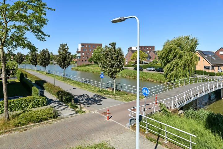 Foto 11 van Quadrans 32