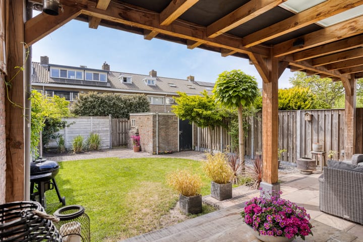 Foto 35 van Vanvitelliweg 15