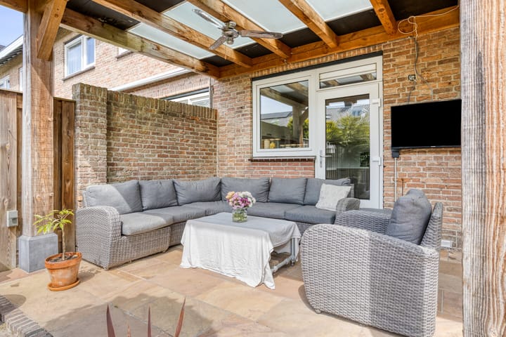 Foto 37 van Vanvitelliweg 15