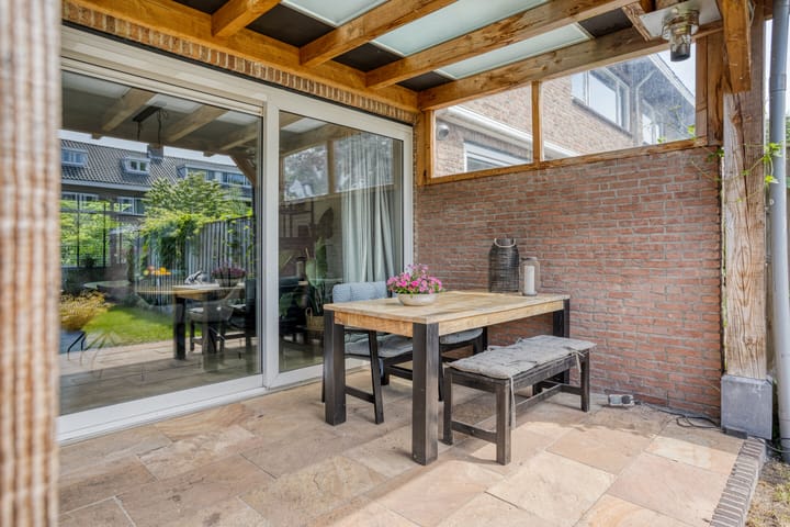 Foto 38 van Vanvitelliweg 15