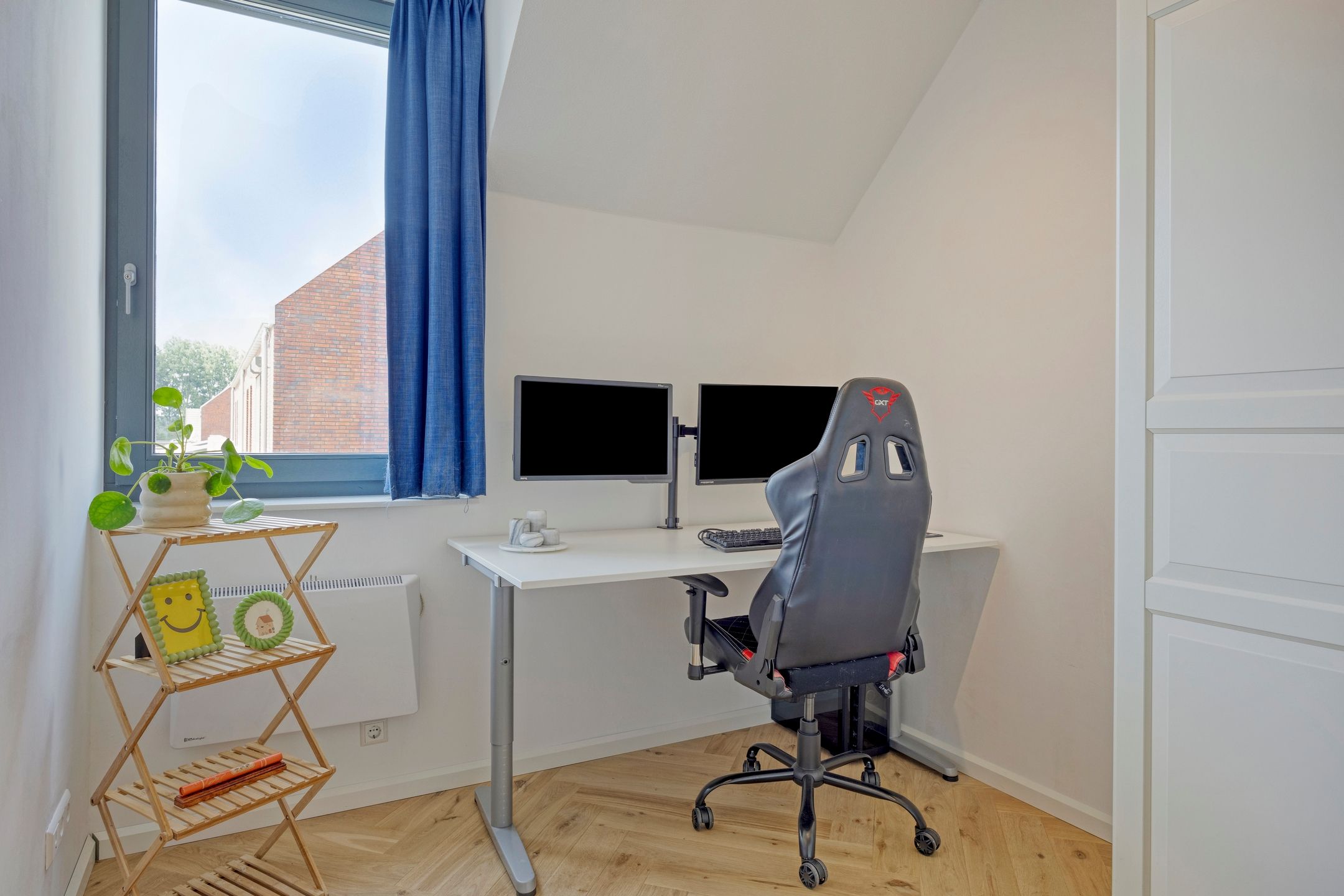 Foto 15 van Coupure 7