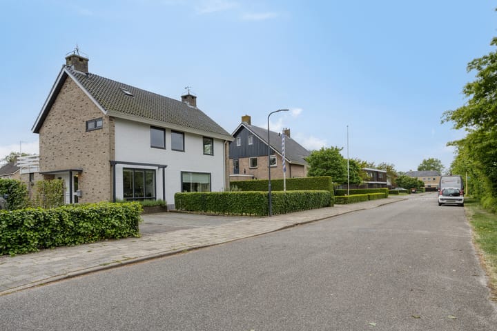 Foto 52 van Veluwelaan 1