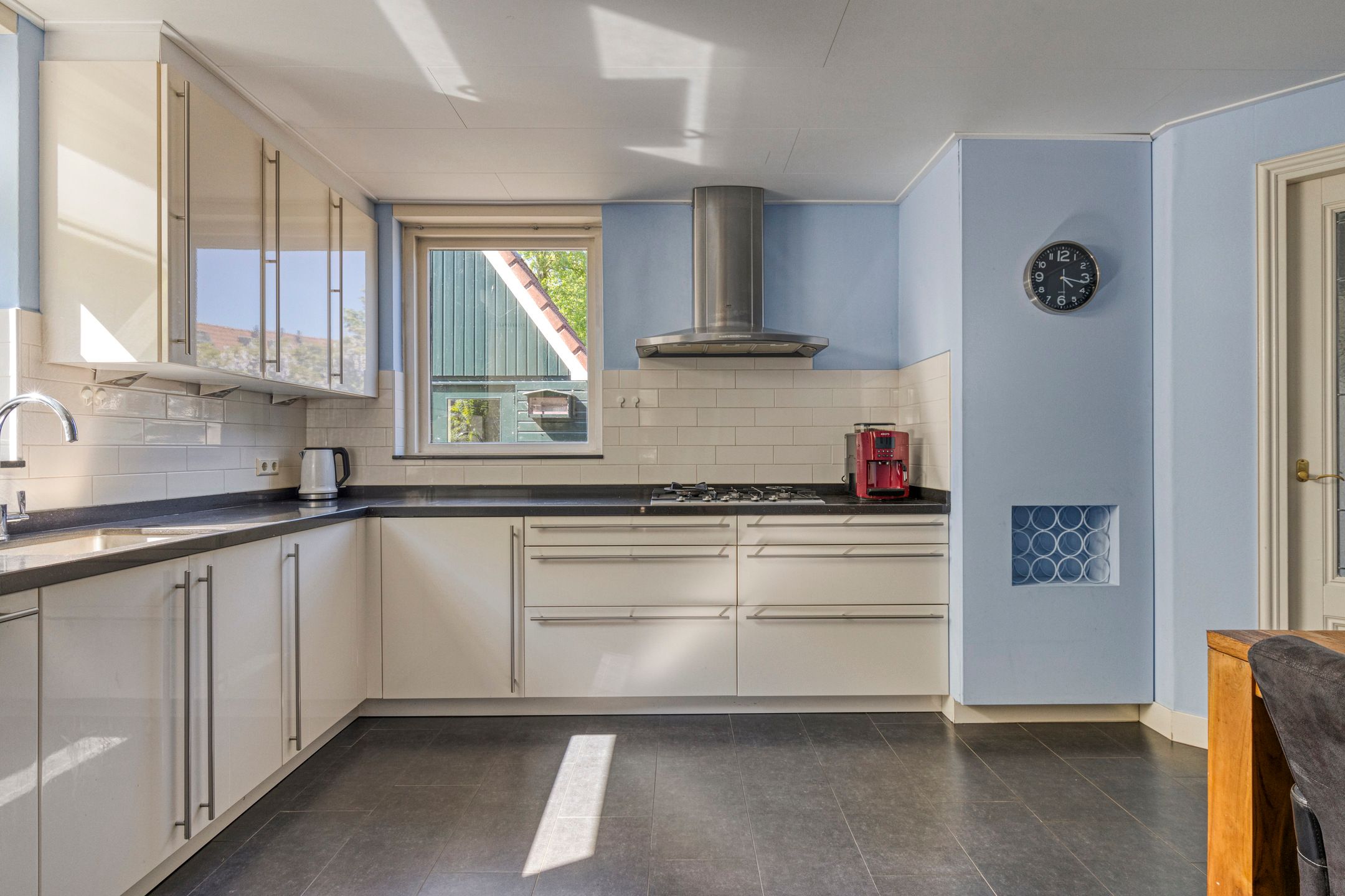 Photo 15 of Dorpsweg 92