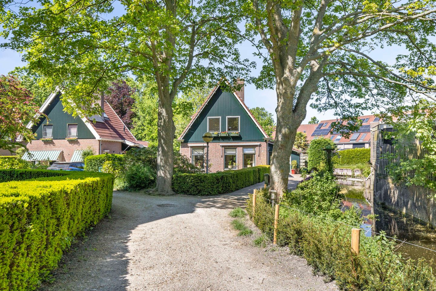 Foto 1 van Dorpsweg 92