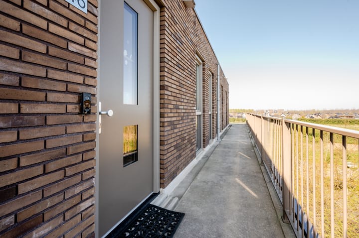 Photo 3 of Tempo Doeloestraat 246