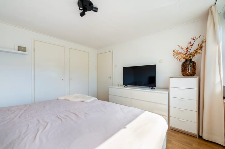 Foto 19 van De Ruijterstraat 24