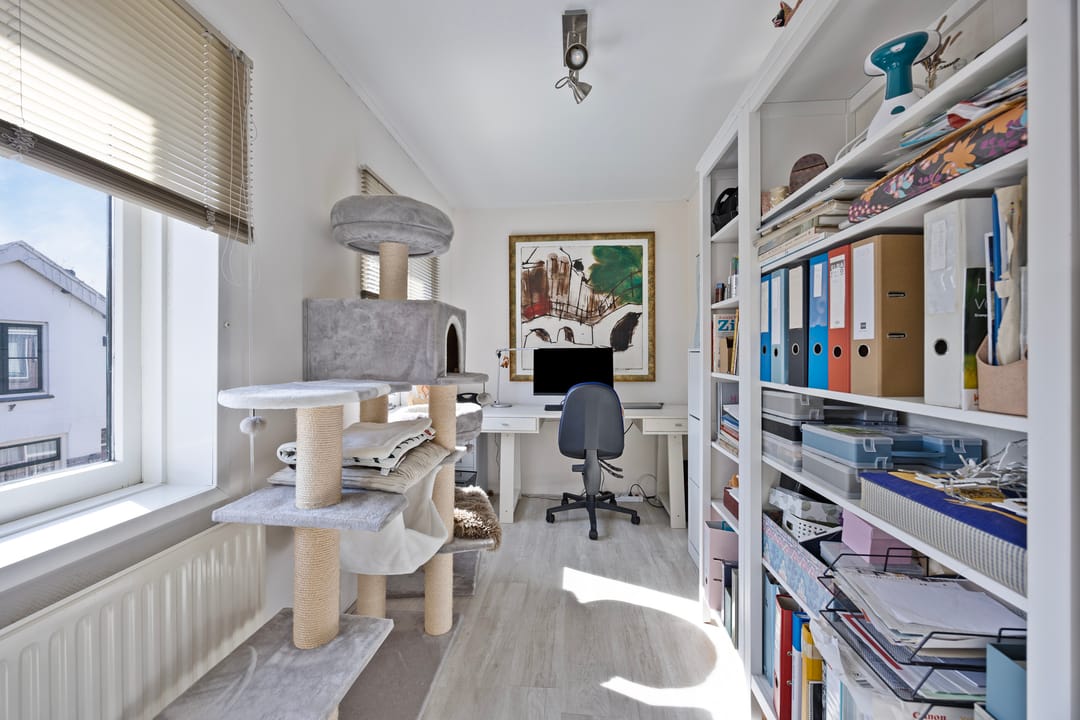 Photo 28 of Bredenhofstraat 7