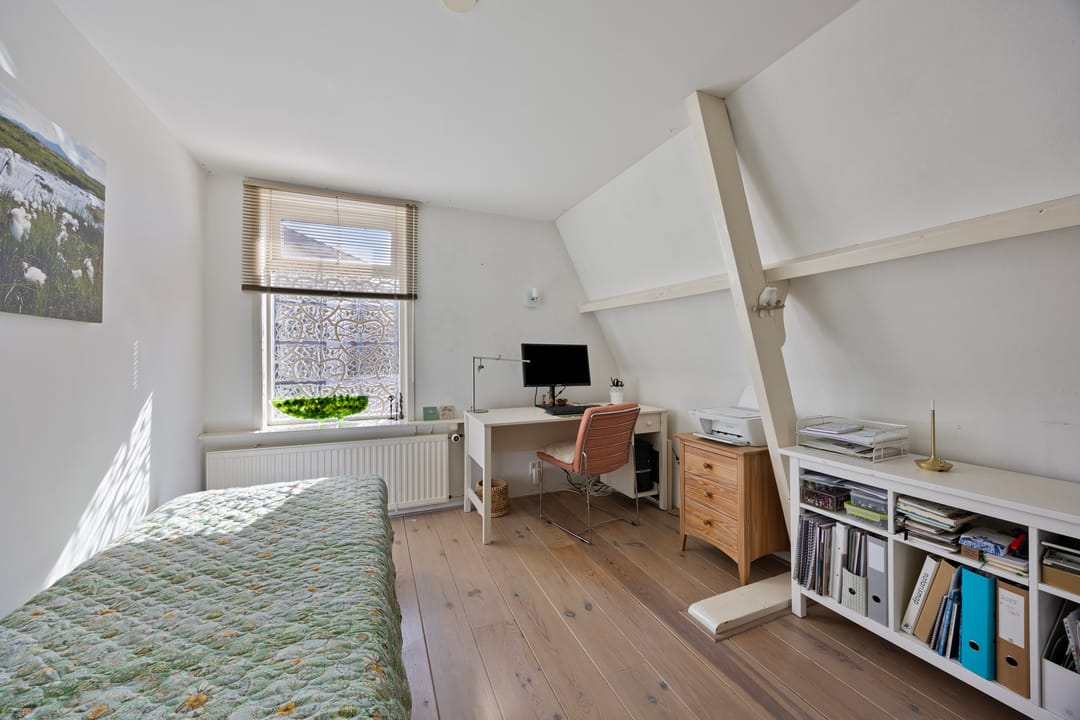 Photo 31 of Bredenhofstraat 7