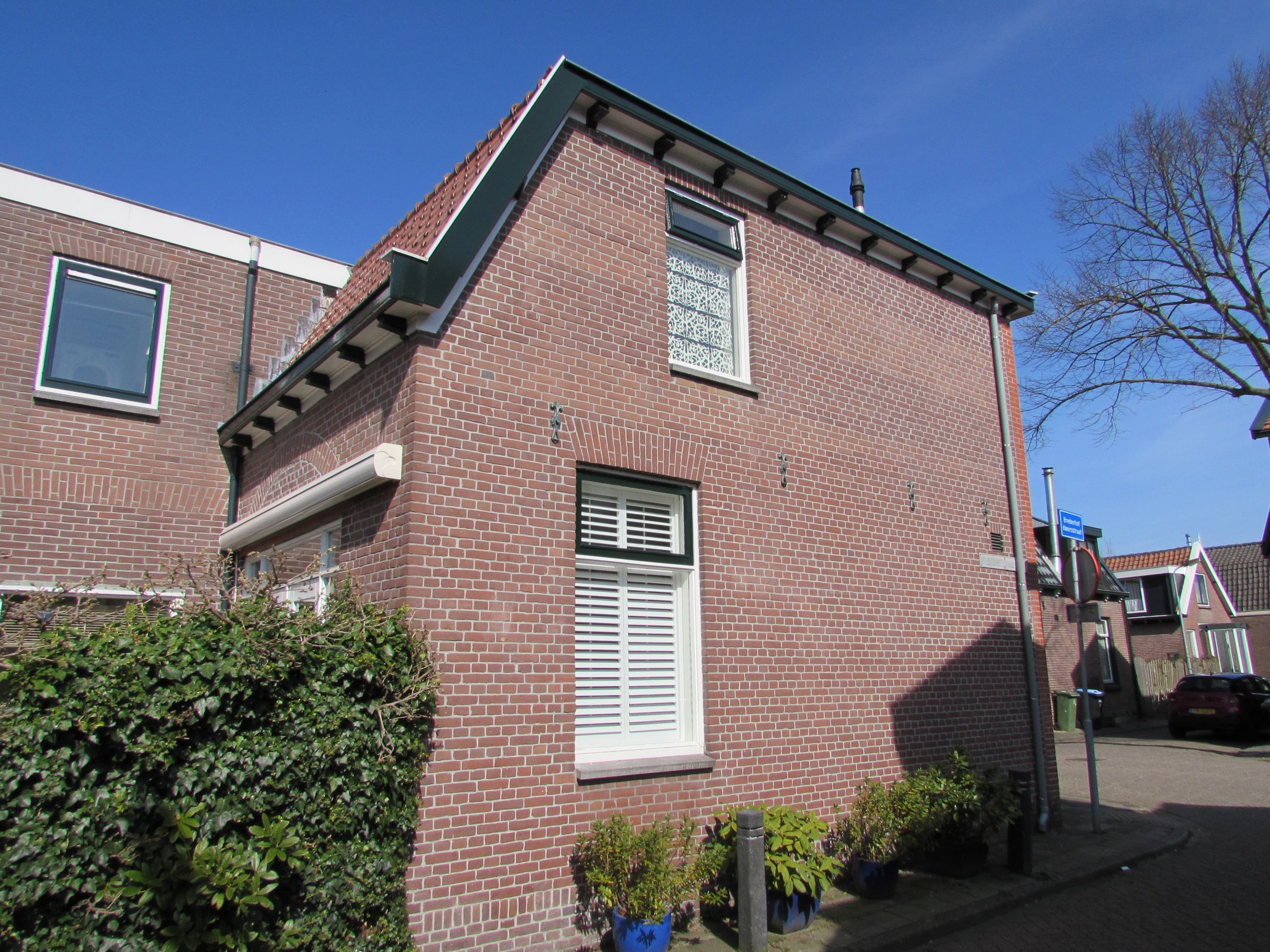 Photo 39 of Bredenhofstraat 7