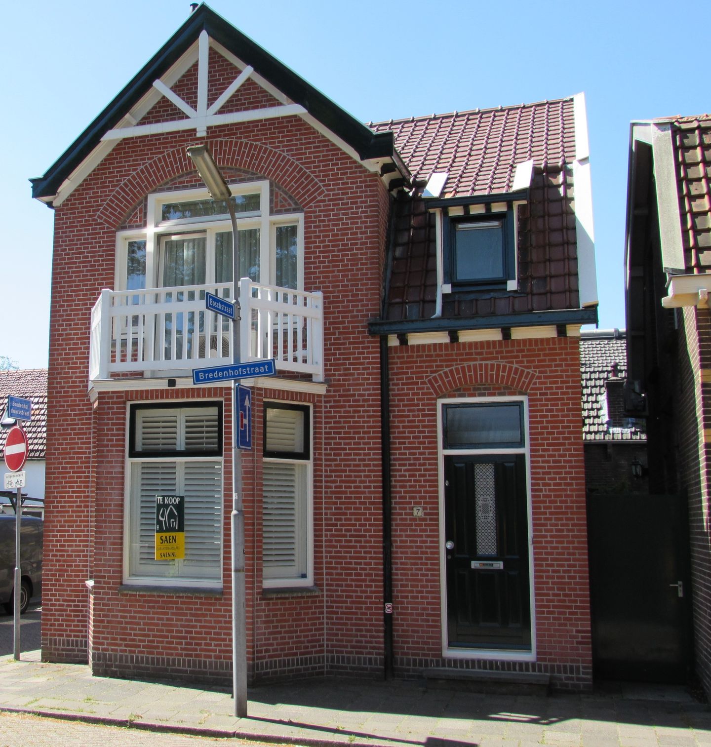 Photo 44 of Bredenhofstraat 7