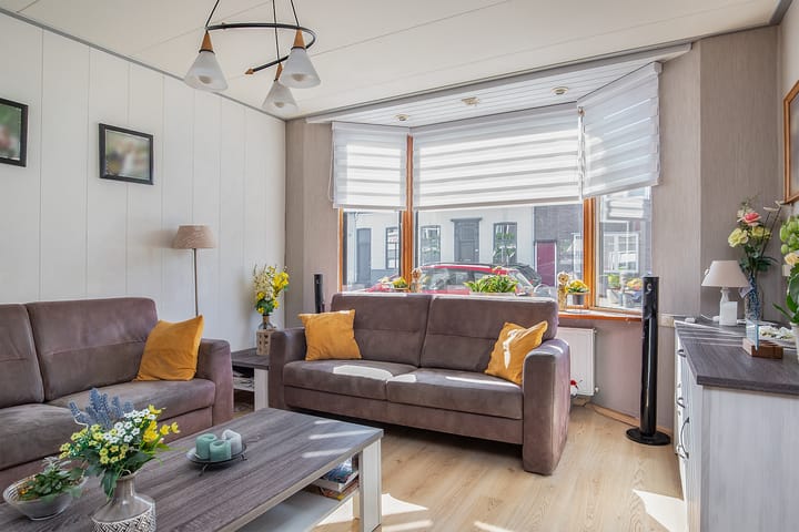 Photo 4 of Stationsstraat 37-A