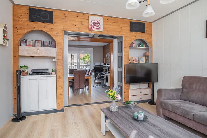 Photo 6 of Stationsstraat 37-A