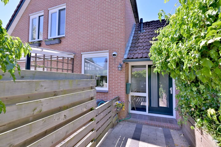 Photo 2 of Vogelslag 71