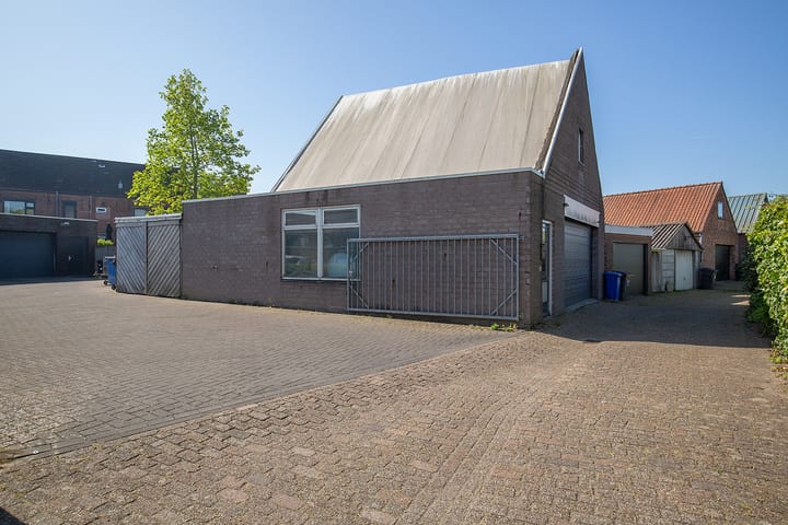 Photo 17 of Stationsstraat 37-A