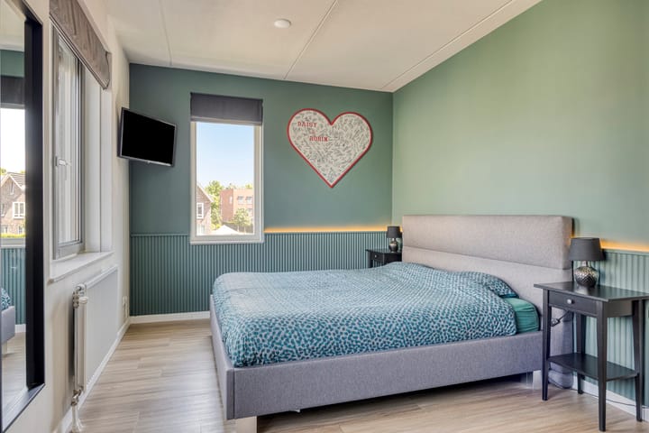 Foto 17 van Hamerbijl 9