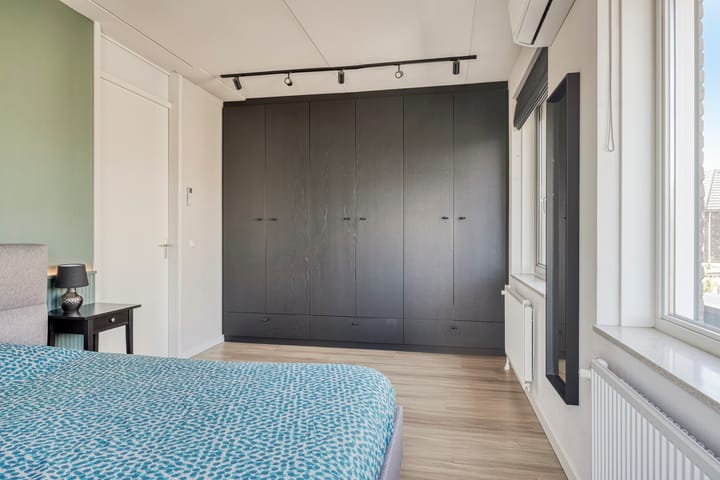 Foto 18 van Hamerbijl 9