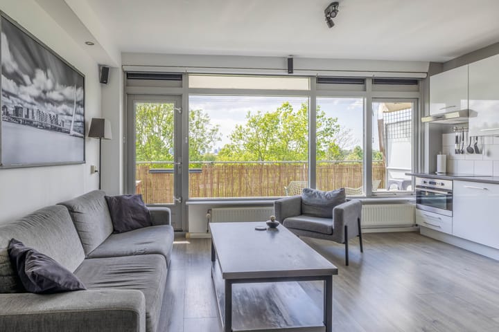 Photo 2 of Valeriusrondeel 260