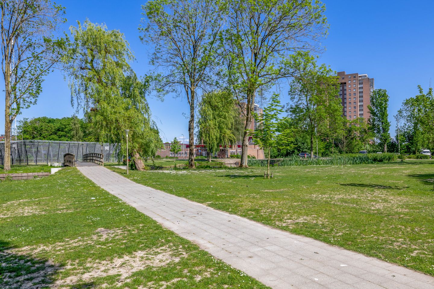 Foto 34 van Valeriusrondeel 260