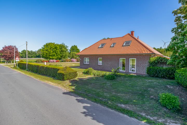 Foto 4 van Ost-West Strasse 11