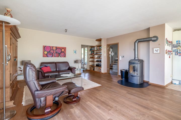 Foto 12 van Ost-West Strasse 11