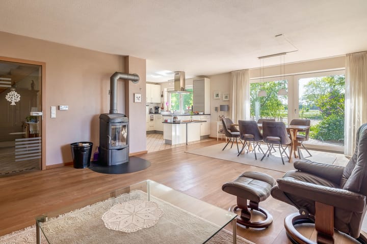 Foto 15 van Ost-West Strasse 11