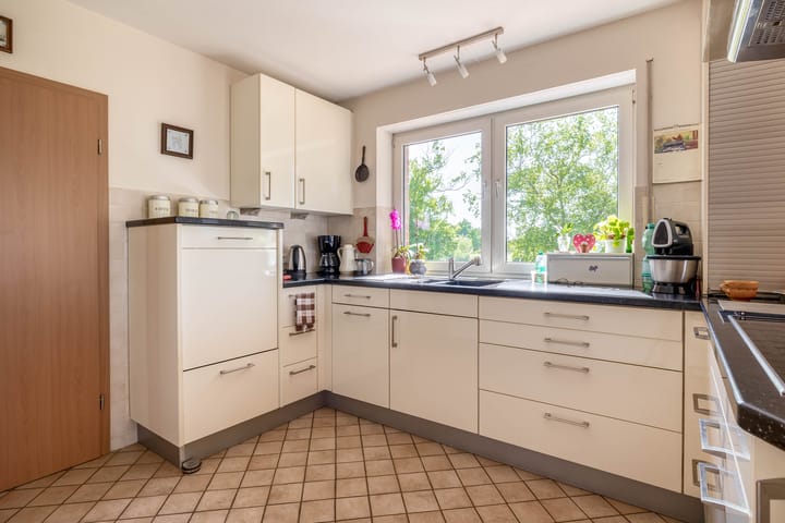 Foto 19 van Ost-West Strasse 11