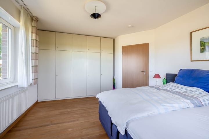 Foto 27 van Ost-West Strasse 11