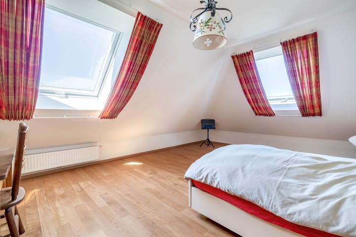 Foto 38 van Ost-West Strasse 11