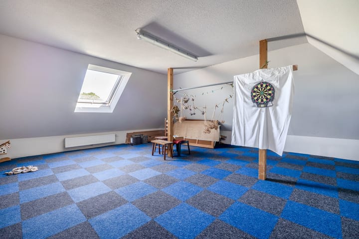 Foto 39 van Ost-West Strasse 11