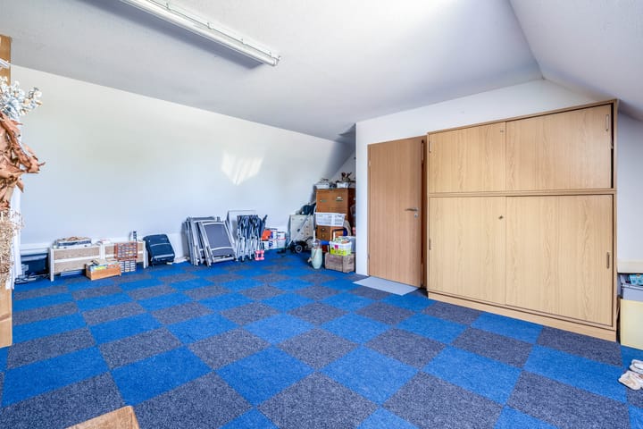 Foto 41 van Ost-West Strasse 11