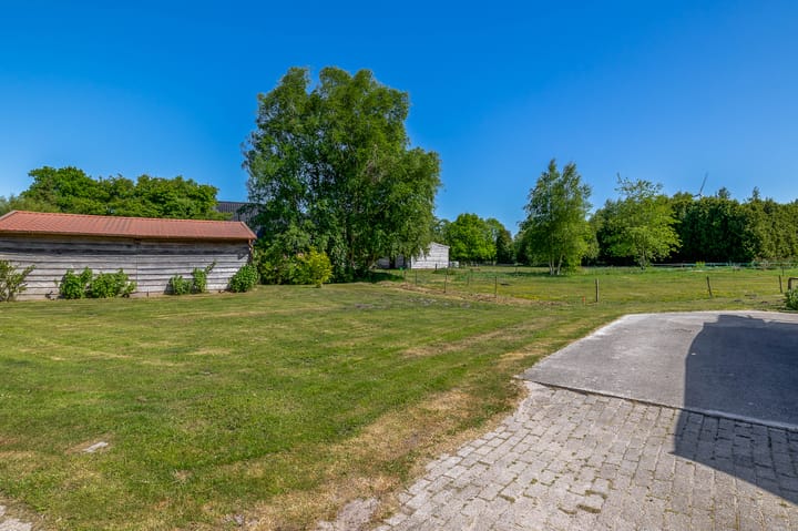 Foto 42 van Ost-West Strasse 11