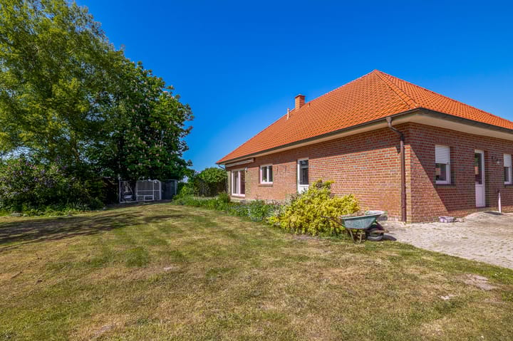 Foto 44 van Ost-West Strasse 11