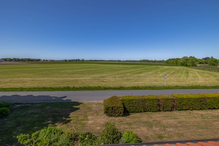 Foto 49 van Ost-West Strasse 11