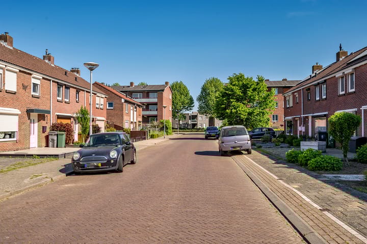 Foto 22 van Helmersstraat 32