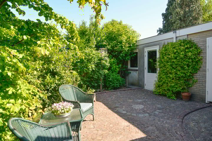 Photo 2 of St. Theresiastraat 26