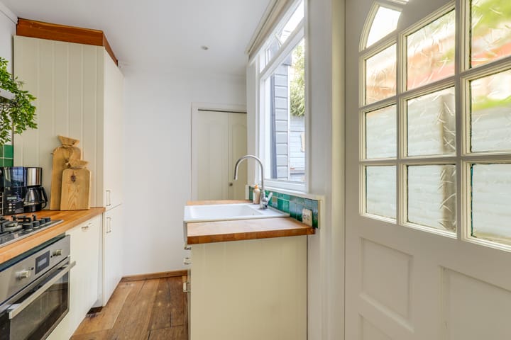 Foto 10 van Daendelsstraat 1