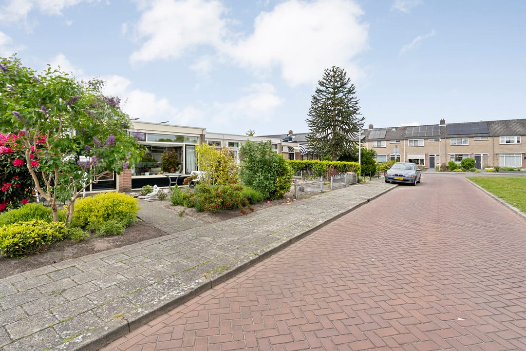 Photo 2 of Korenbloemstraat 20