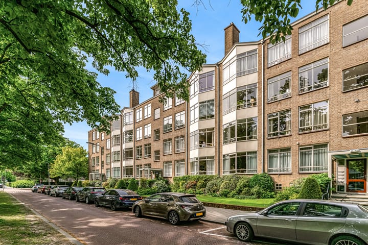 Bekijk foto van Laan van Clingendael 44