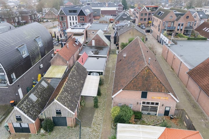 Foto 6 van Westeinde 8-12