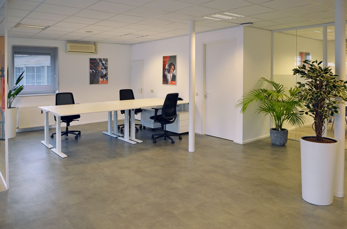 View photo 5 of F B Deurvorststraat 36