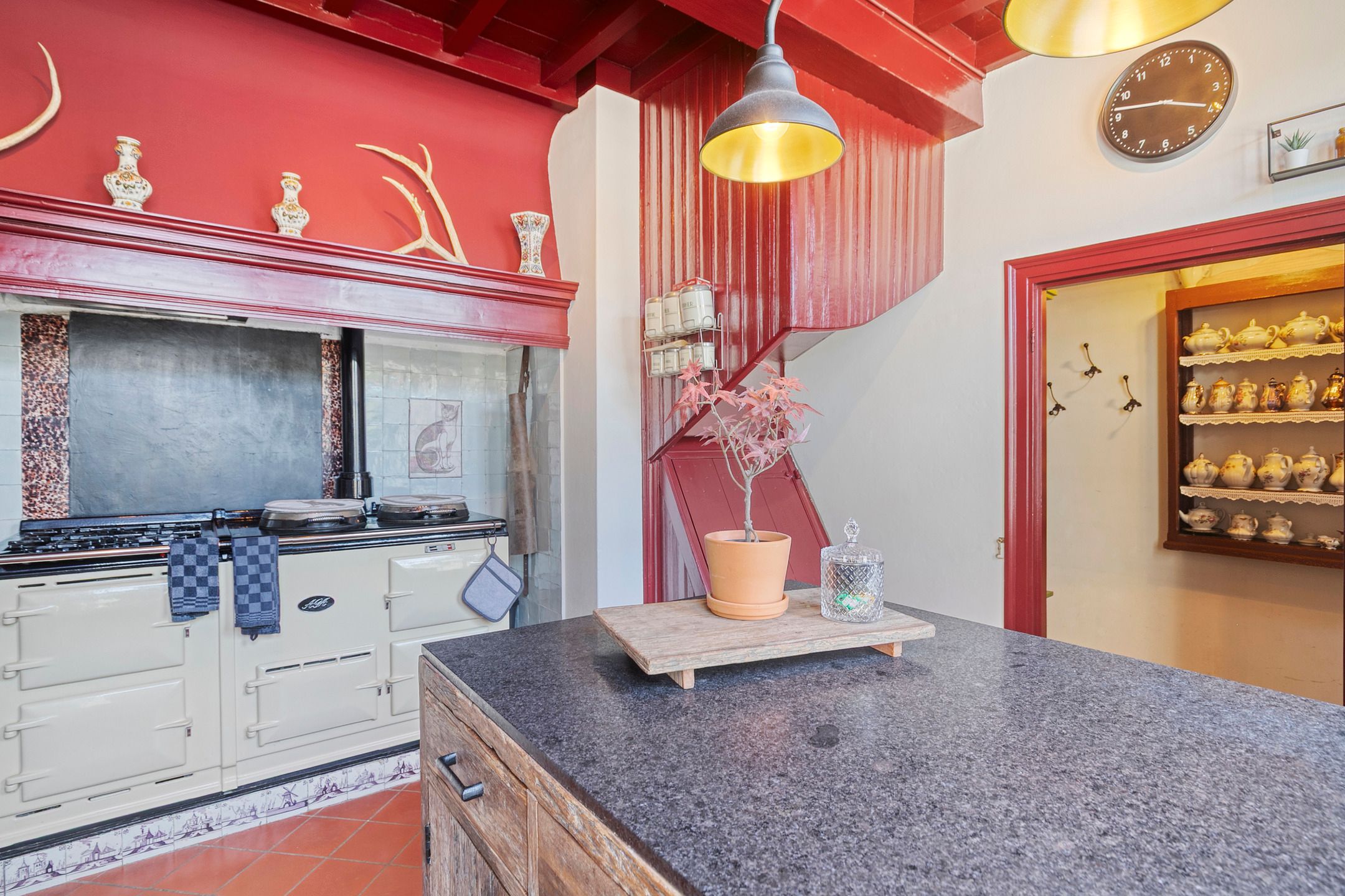 Foto 15 van Rodeheldenstraat 20